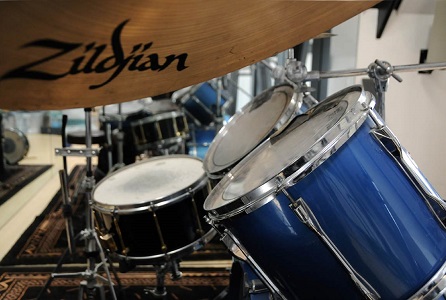 Musical Instrument Auctions